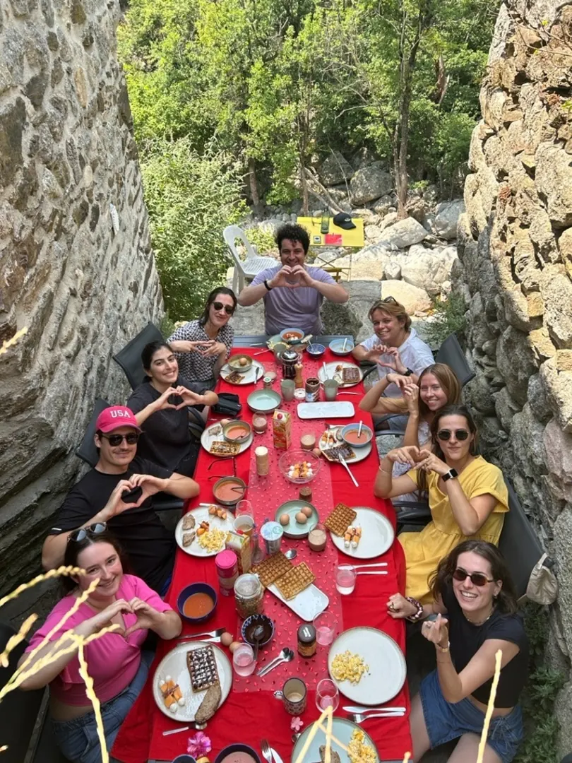 La table en plein air, pour vos repas au cœur de la nature